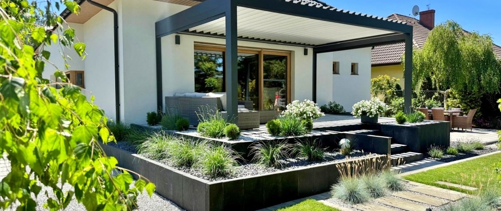 Pergola pergole tarasowe Toruń zadaszenia Carporty ogrodzenia kuchnie ogrodowe meble tarasowe